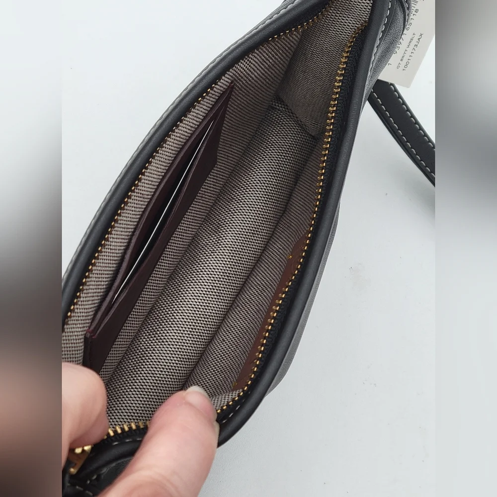💥NWT💥HTF💥Coach 1941 Britt Wristlet in BLACK_9